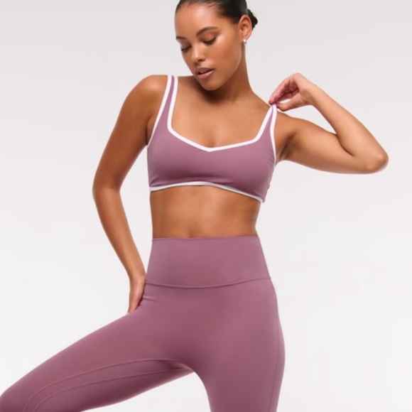 ABERCROMBIE YPB studioFLEX Sports Bra NWT - Picture 2 of 5